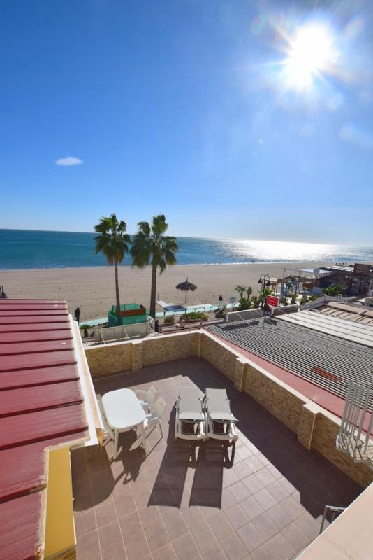 Ferienwohnung Carihuela 1ª Linea De Playa Torremolinos Exterior foto